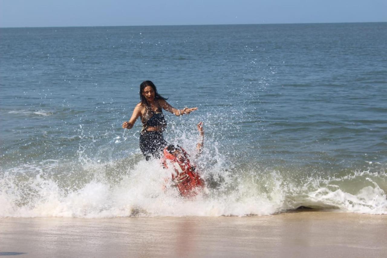 Peace And Love Beach Homestay Alappuzha Eksteriør billede